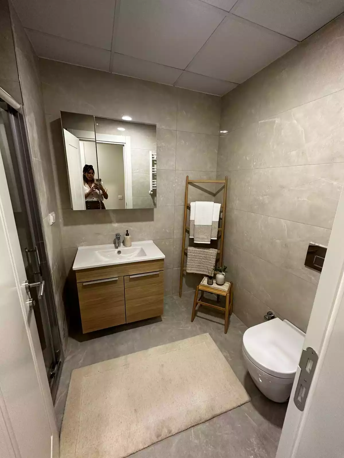 (type 1) 3+1 apartment in Kagithane  