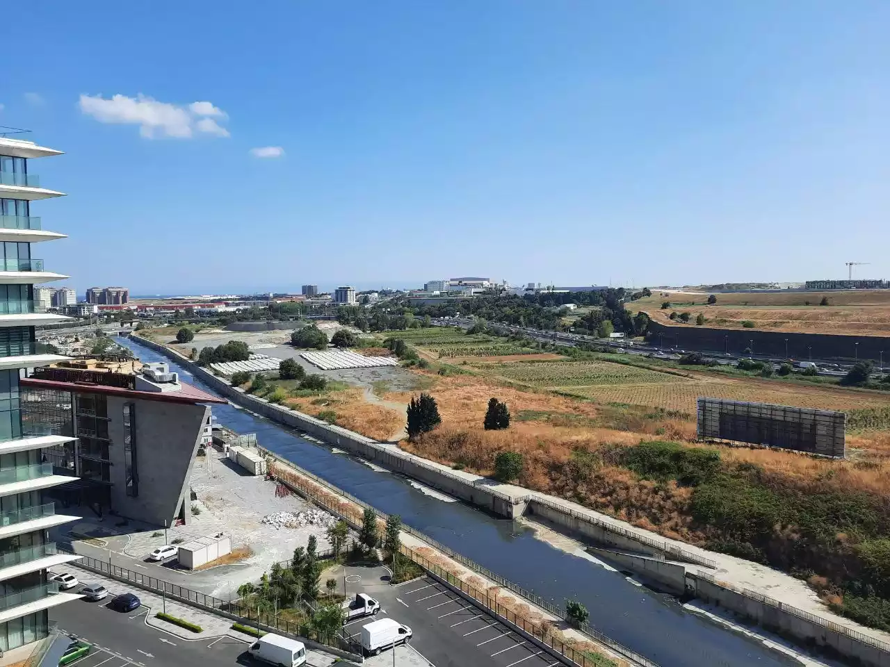 2+1 Apartment in Karat 34 complex 