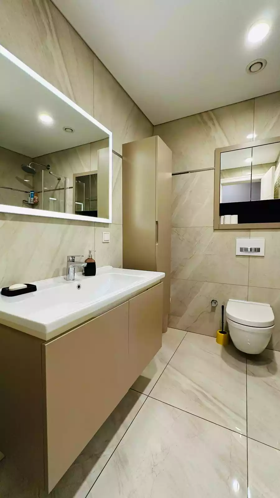 2+1  Apartment in Zeytinburnu 