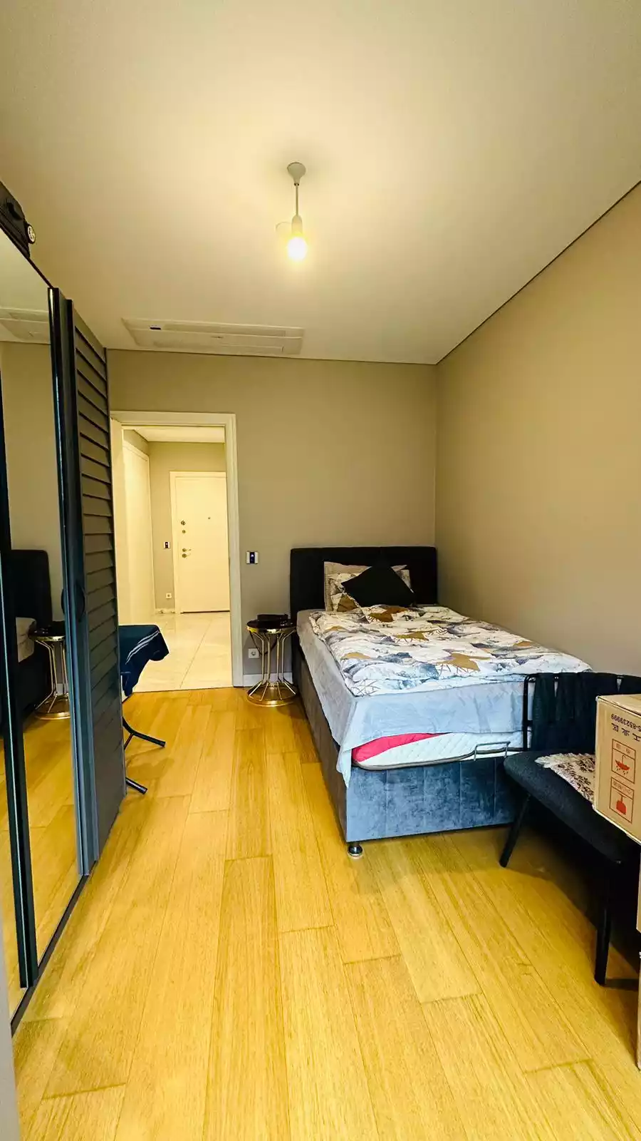 2+1  Apartment in Zeytinburnu 