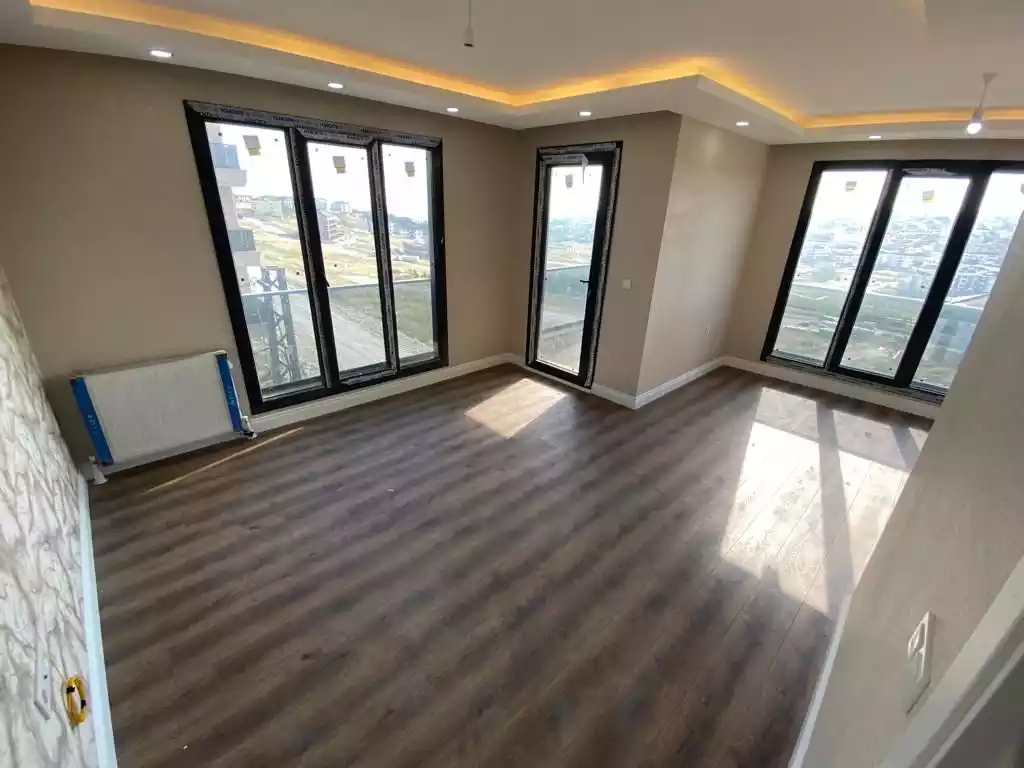 3+1 Daire Beylikdüzü'nde  