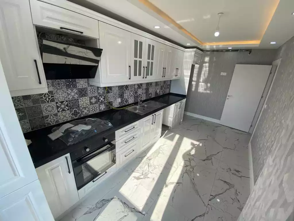 3+1 Daire Beylikdüzü'nde  