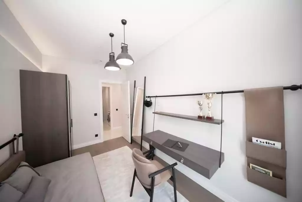 3+1 apartment in Kagithane