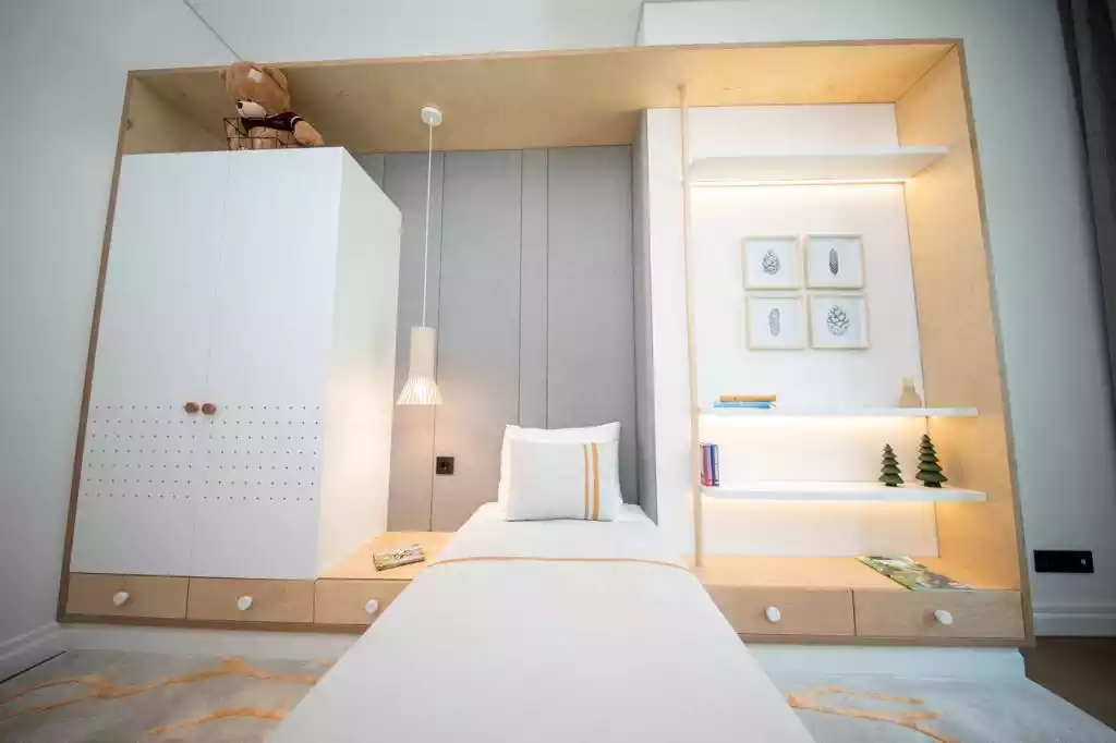 4+1 apartment in Kagithane