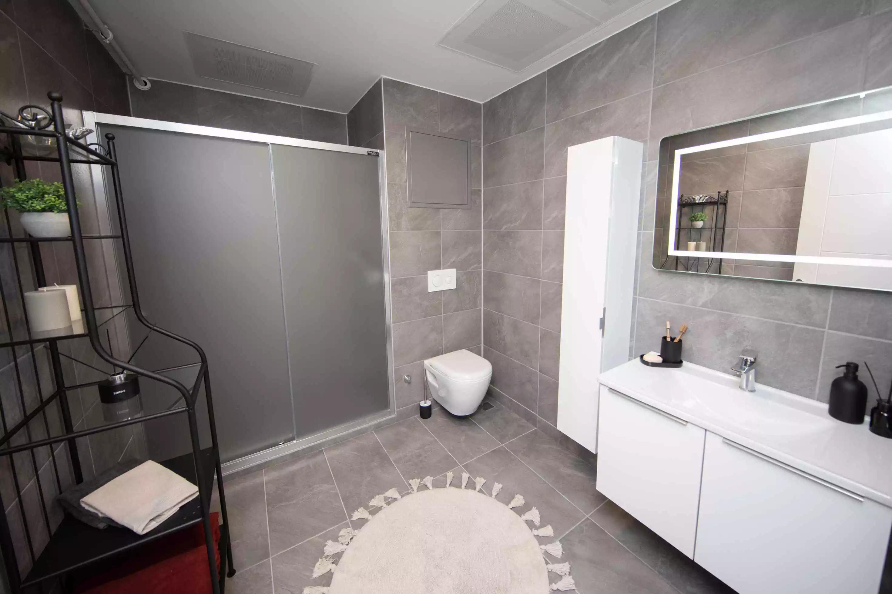   3+1  apartment in  ispartakule