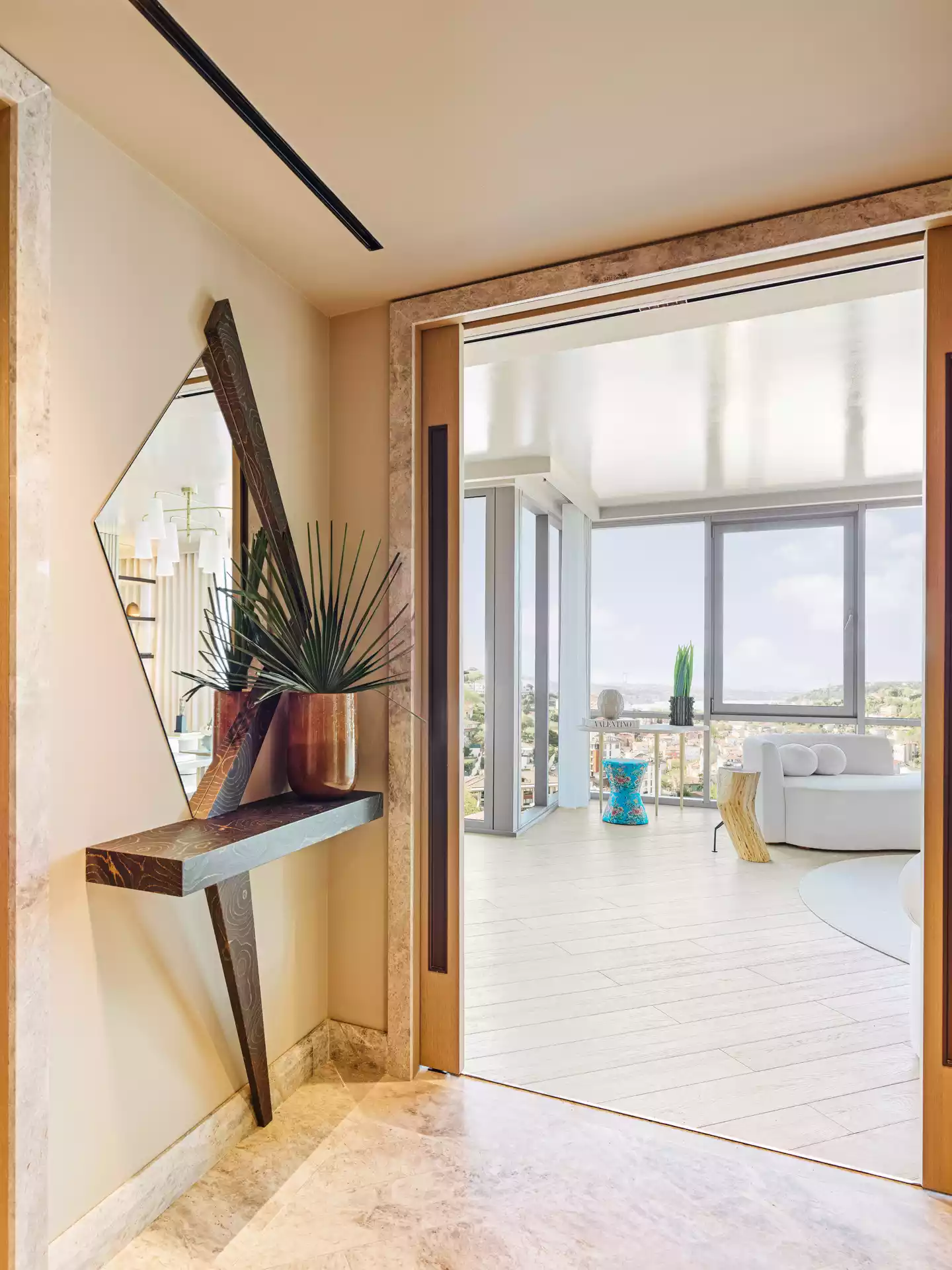   2,5+1 apartment in Uskudar  