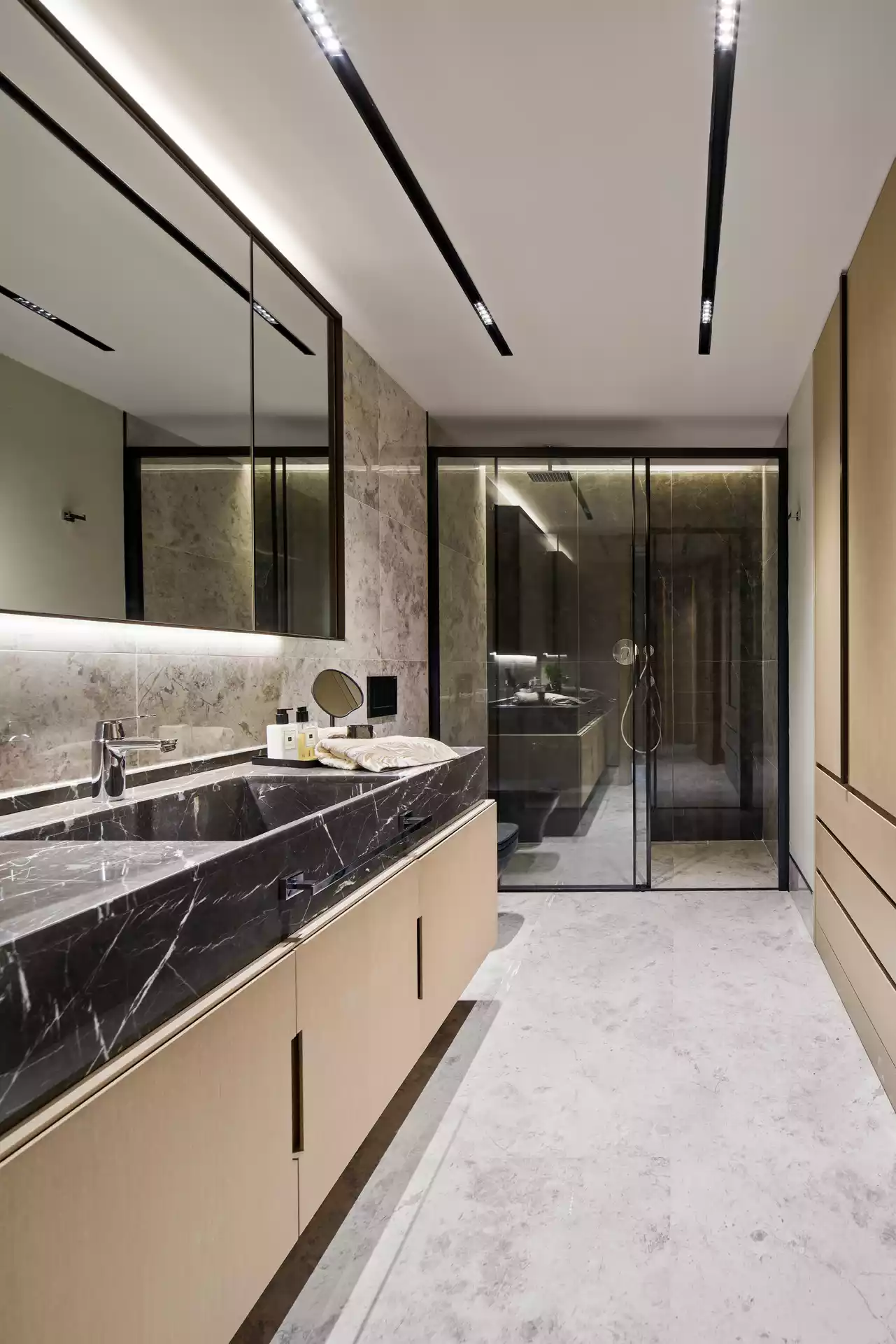   4+1 apartment in Uskudar  