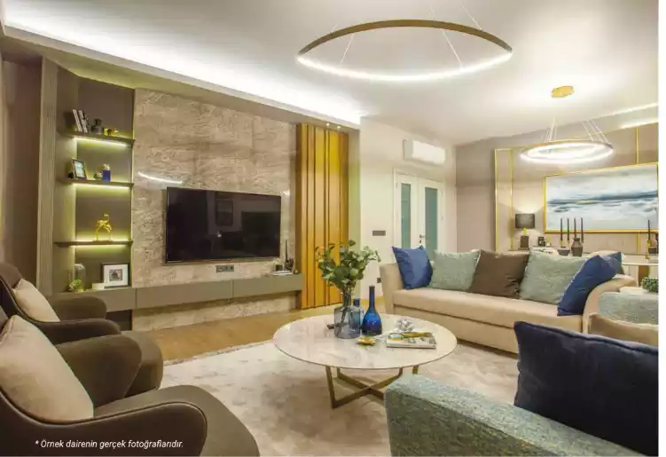  2+1 duplex apartment in Avcilar