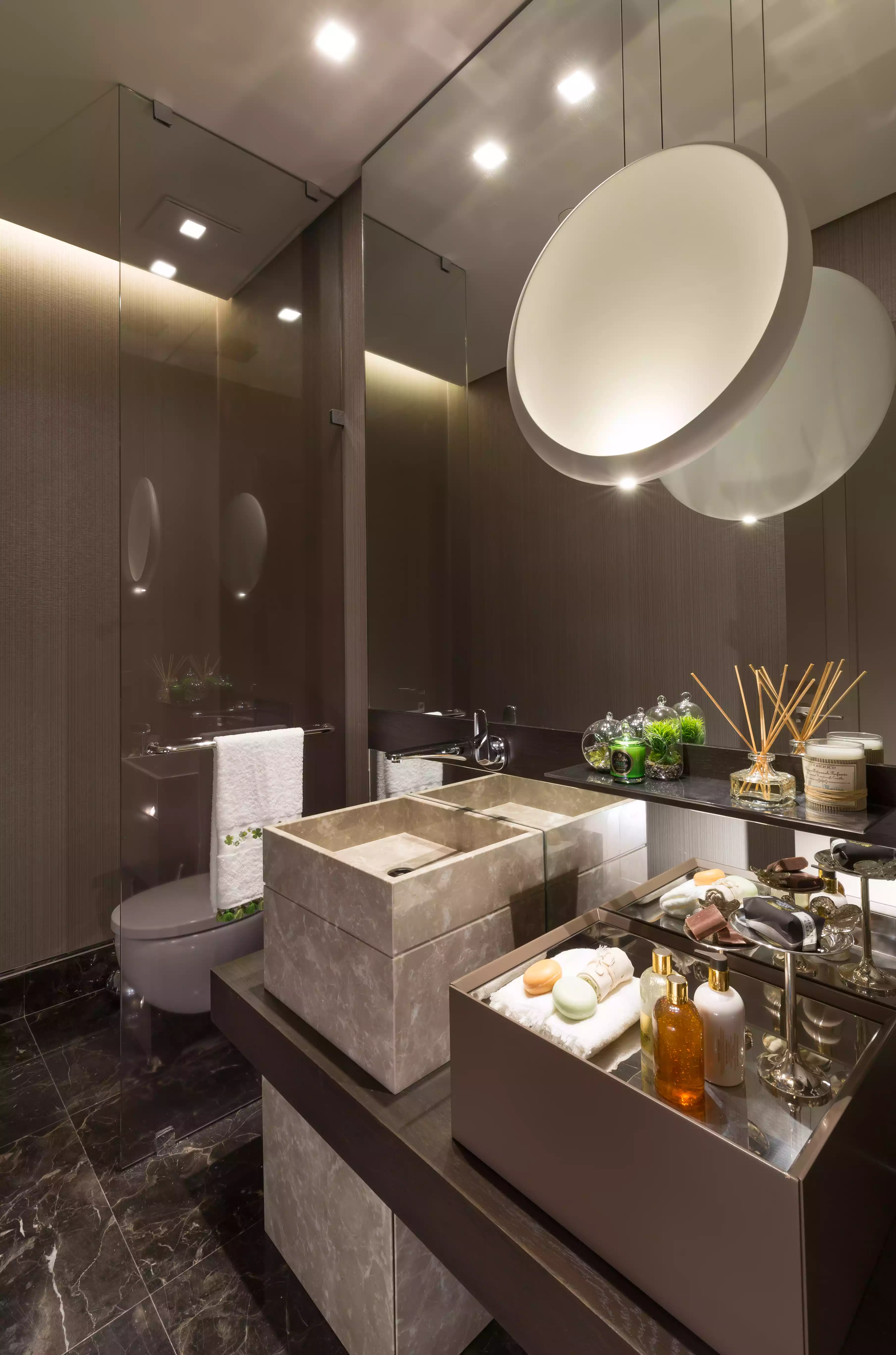  4+1 apartment in Bakirkoy