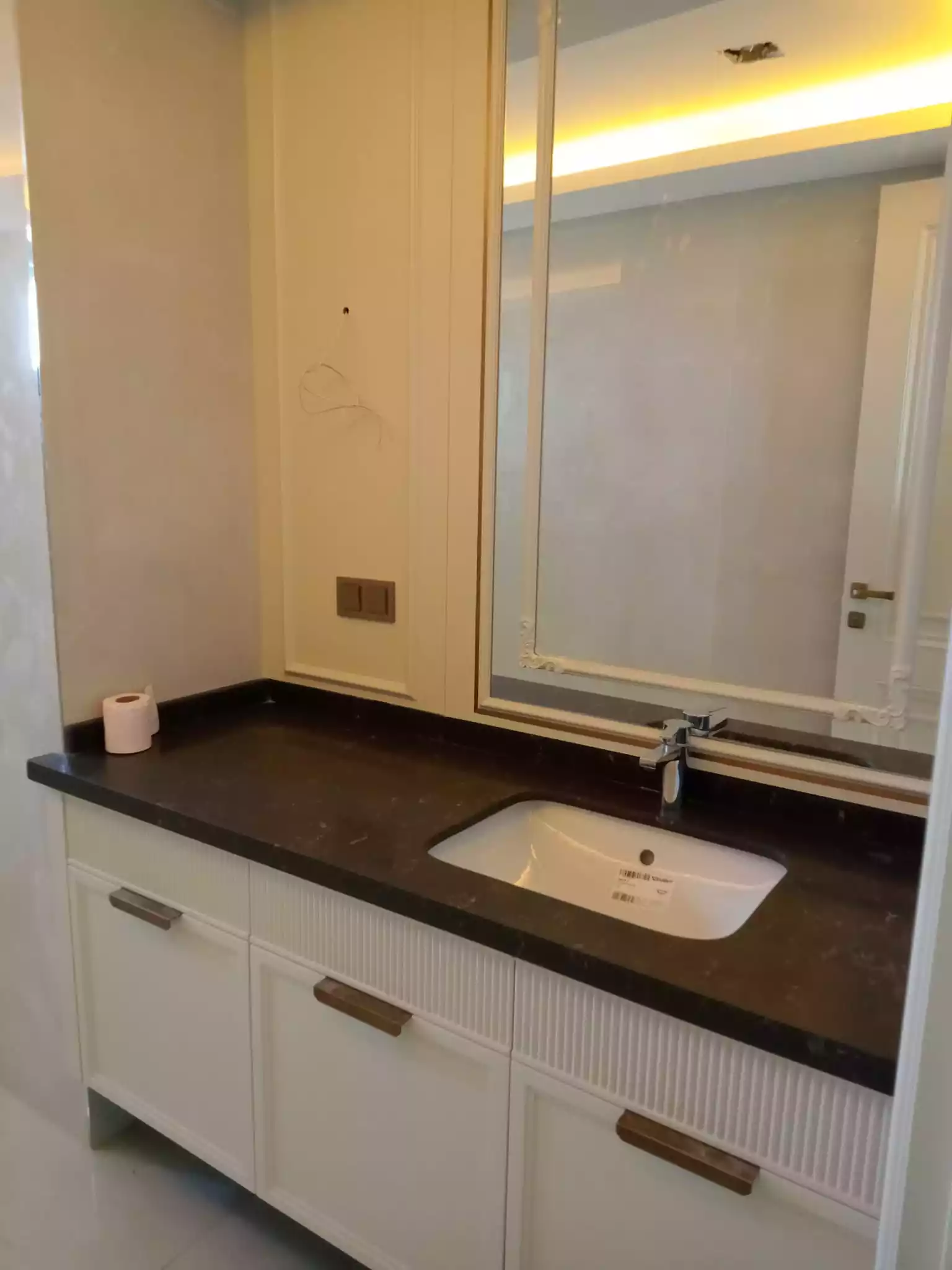 (type 2) 2+1 apartment in Kucukcekmece