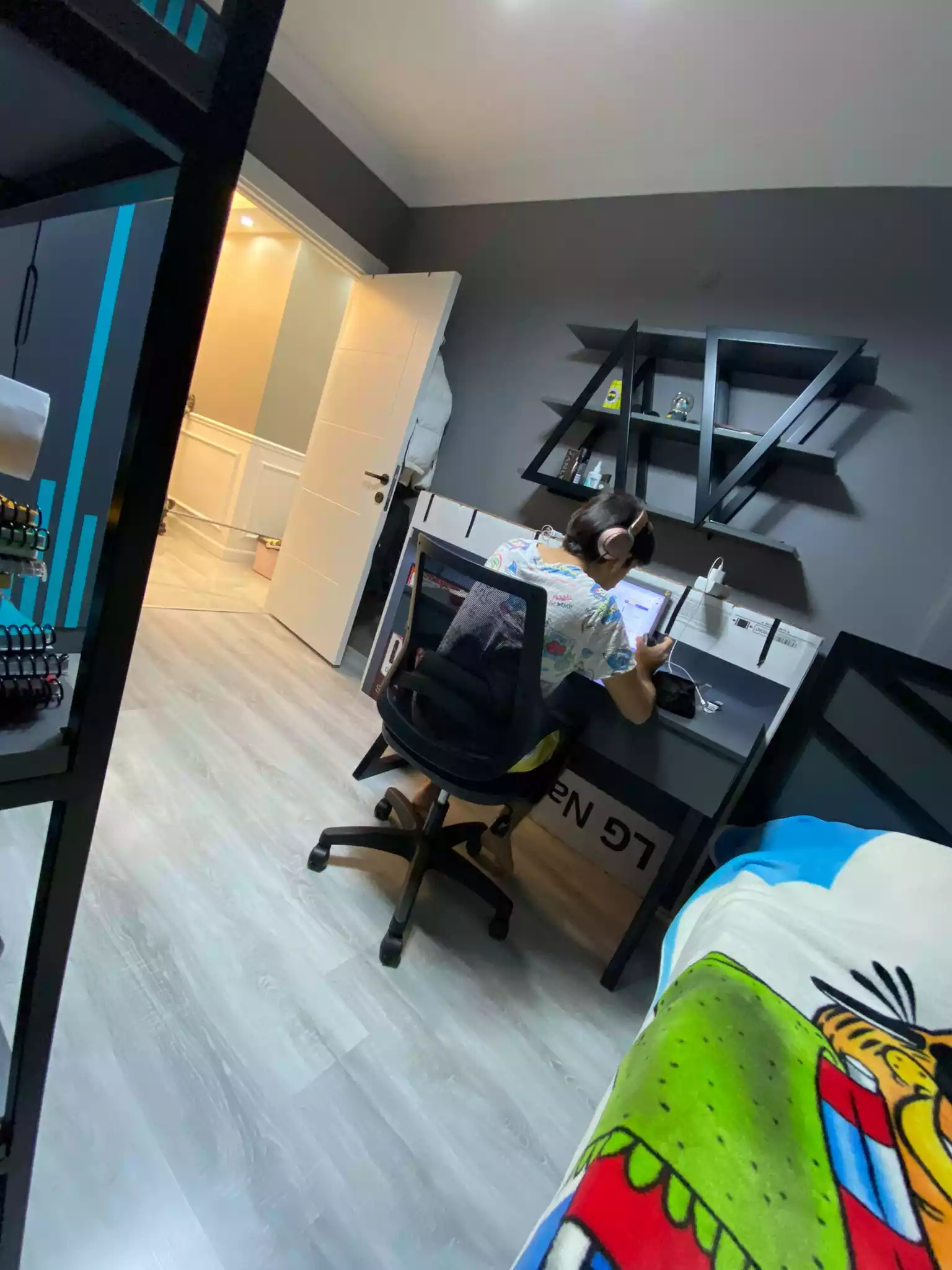 (type 2) 2+1 apartment in Kucukcekmece